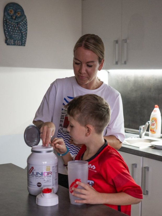 Regenerační nápoj JUNIOR AFTER SPORT Čokoláda - Velikost balení: 1500g