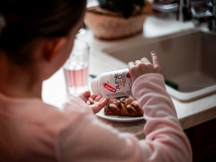 JUNIOR SPORT MULTIVITAMIN 150 bonbónů Jahoda