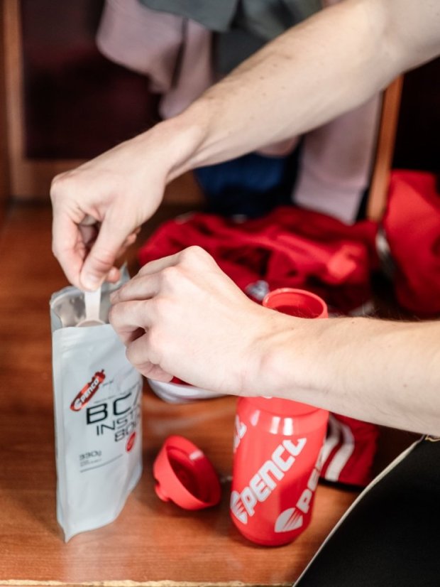 Aminokyseliny BCAA INSTANT 8000 330g Třešeň